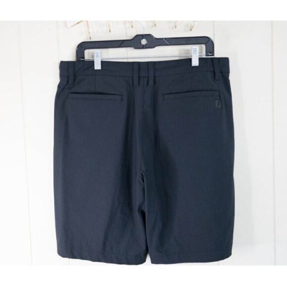 FootJoy Men's Black Shorts W35 Pull On - Picture 3 of 6